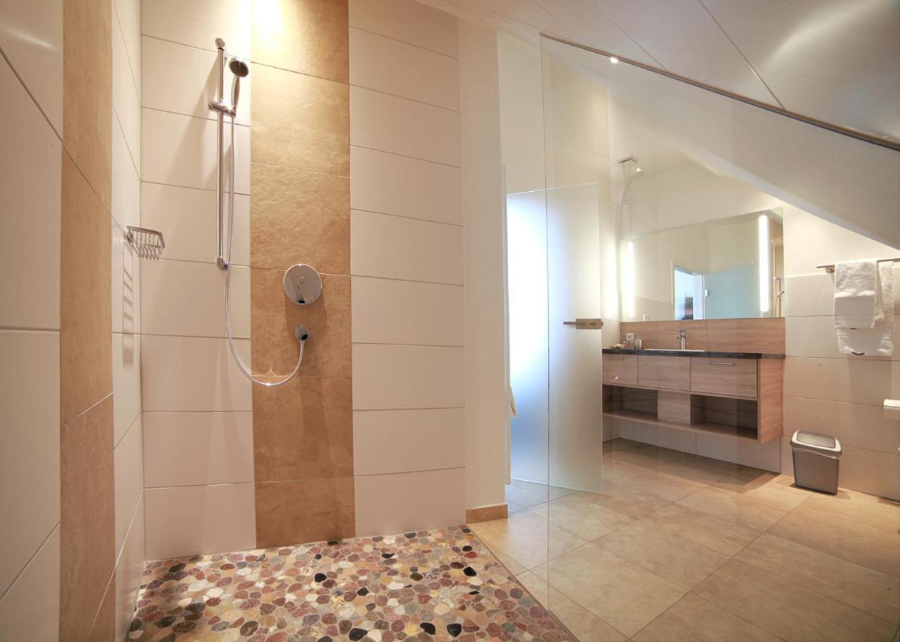 Hotel Roessle Furstenberg  Pokoj fotografie